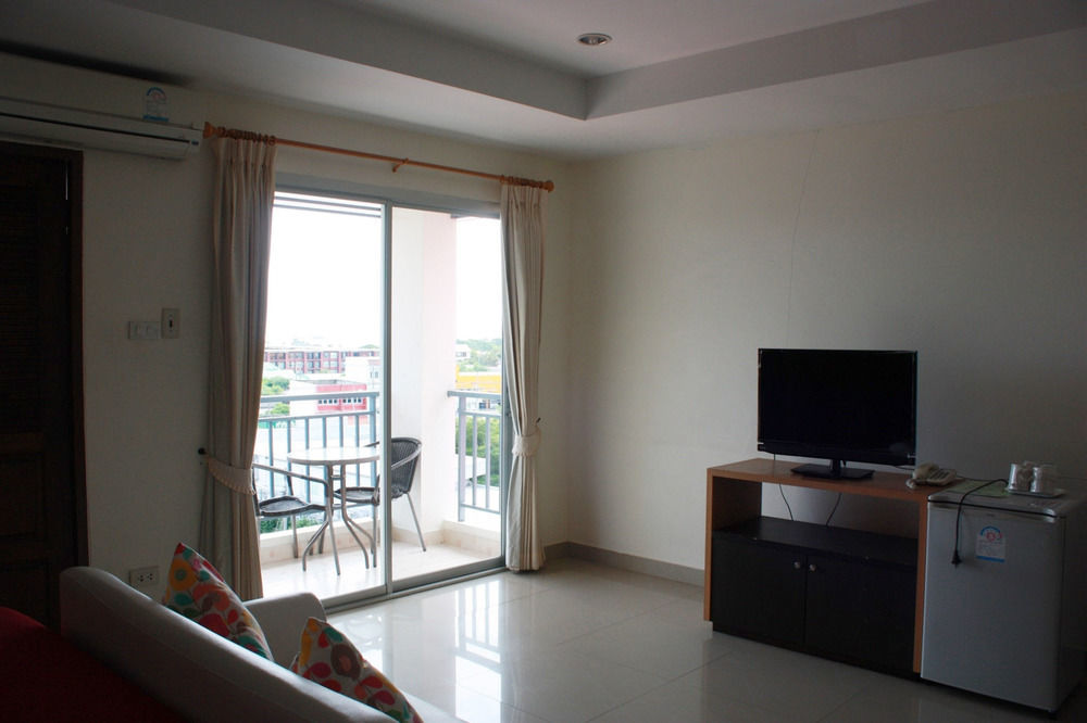 Hotel Baan Pak I-Un Hua Hin Esterno foto